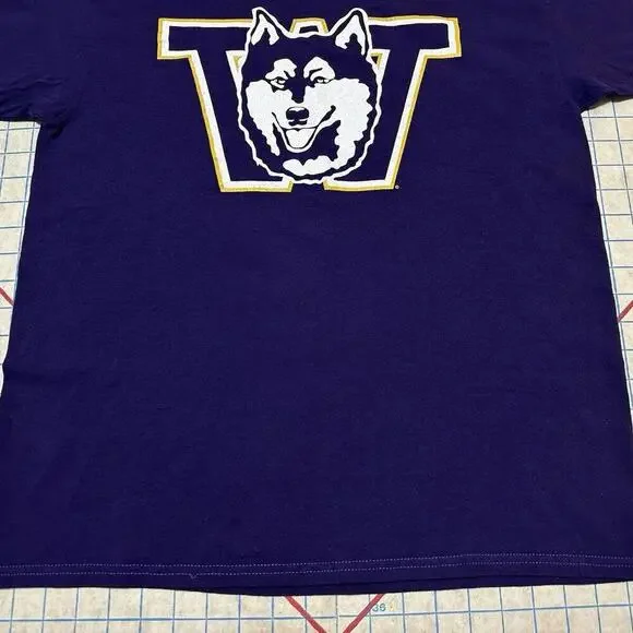 UW Washington Huskies Purple 80’s Wolf T-Shirt Men’s Size Large Y2K VTG Champion - Picture 6 of 13